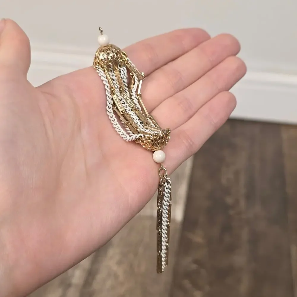 Vintage Mod White Enamel Gold Tone Tassel Pendant Necklace Statement Boho